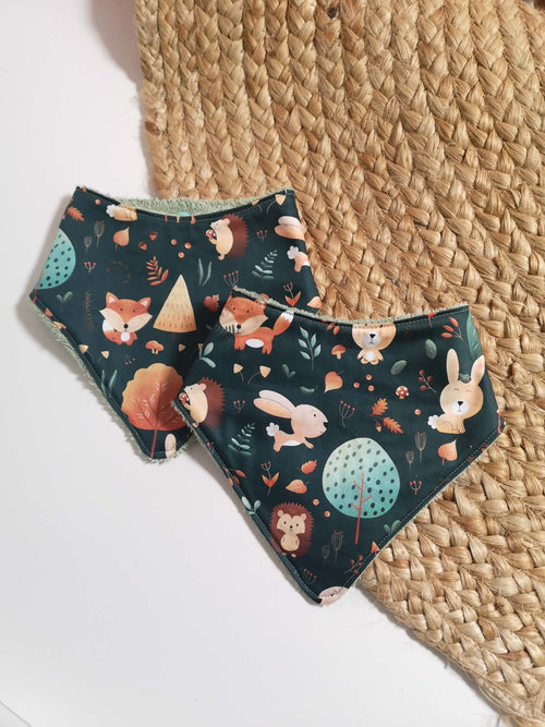 Bavoir bandana bébé en coton biologique - motif Woodland