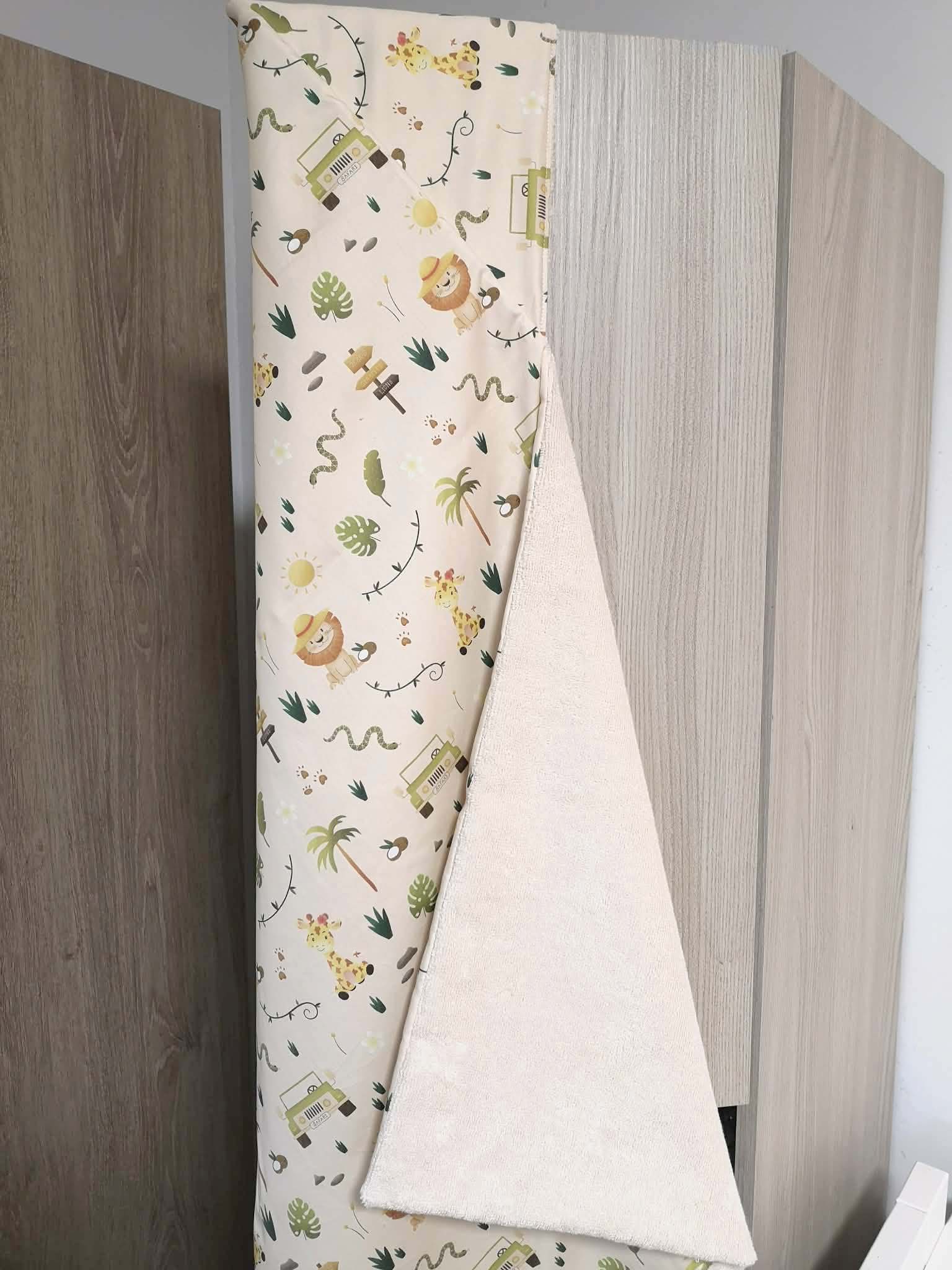 Cape de bain bébé en éponge bio - motif Mini Safari