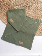 Foulard bavoir bébé en gaze de coton bio personnalisable