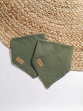 Foulard bavoir bébé en gaze de coton bio personnalisable