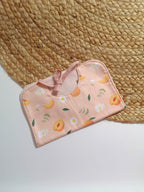 Bavoir bébé coton bio - Motif Pêches & Pâquerettes