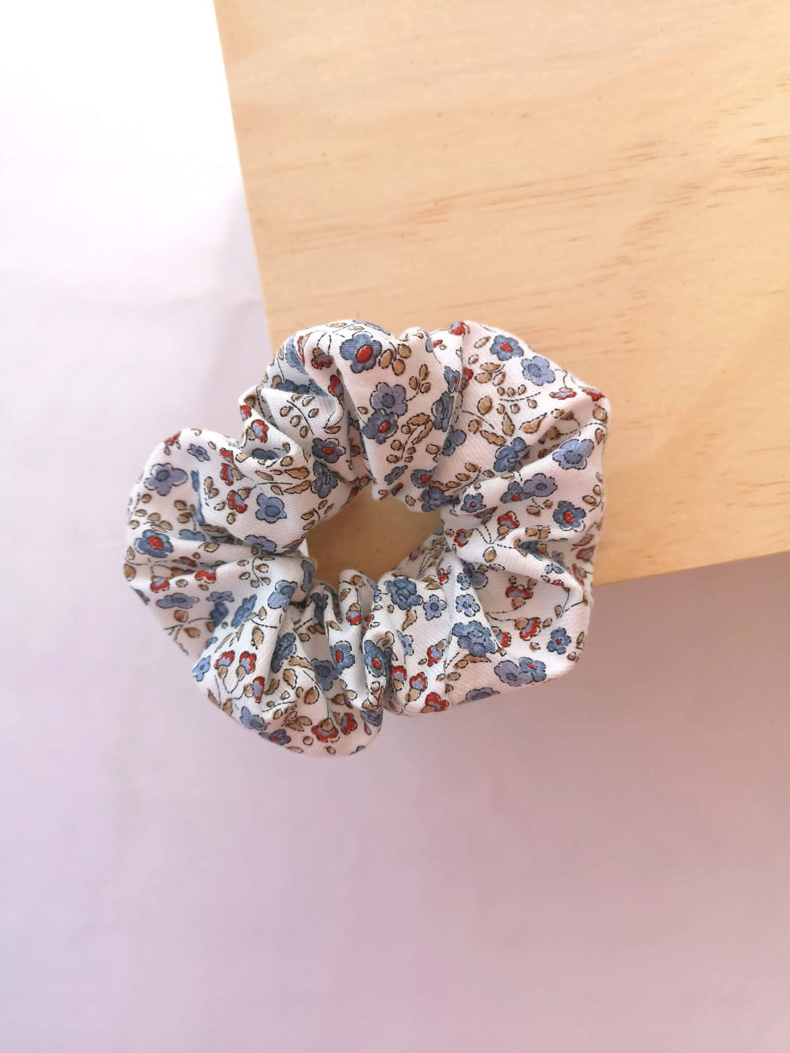 Chouchou fleuri pour fille