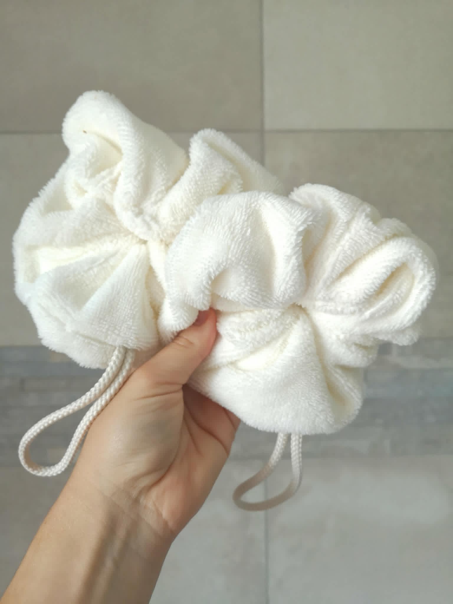 fleur-de-douche-bebe-enfant-maman-eponge-bambou-ecru